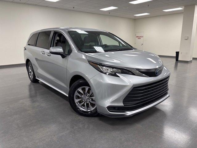 2023 Toyota Sienna