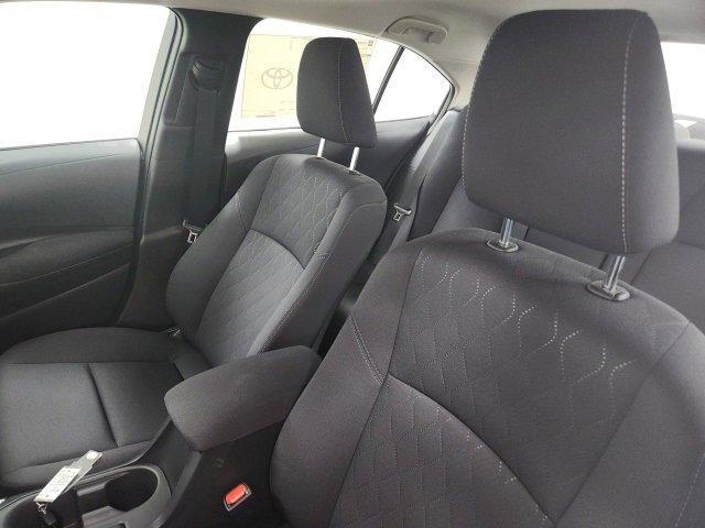 Photo of 2025 Pearl Toyota Corolla
