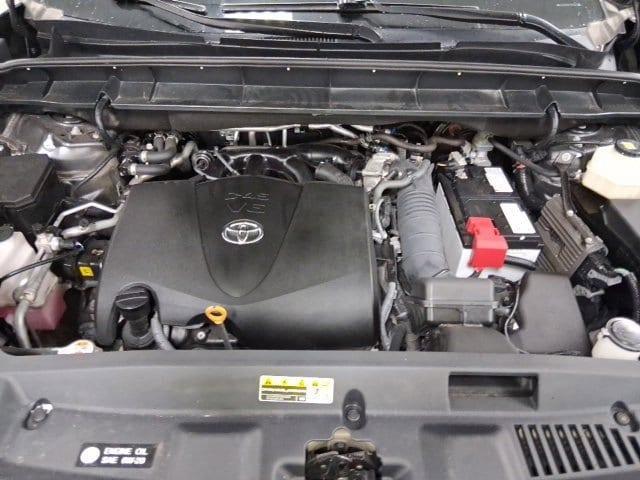 Photo of 2022 Magnetic Gray Metallic Toyota Highlander