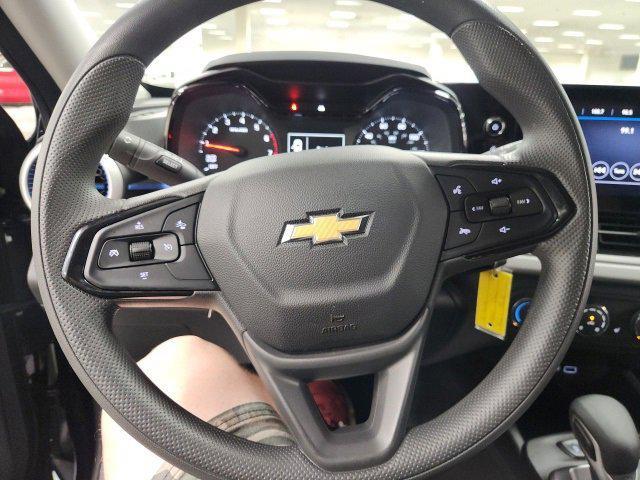 Photo of 2025 Mosaic Black Metallic Chevrolet Trax