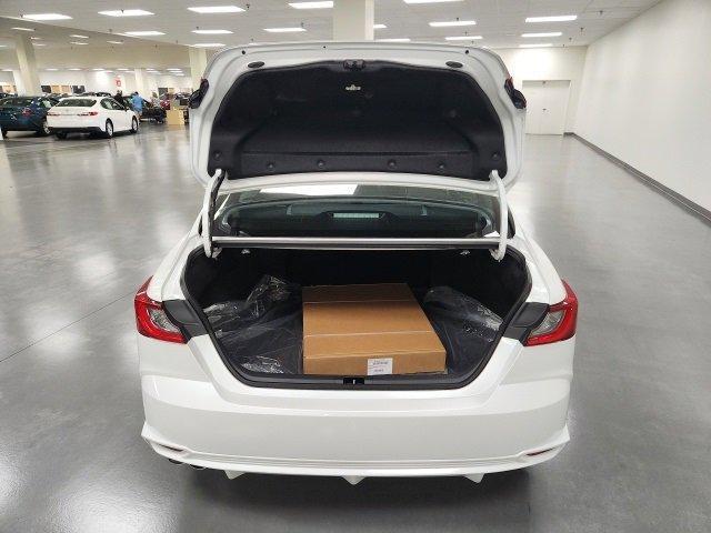 Photo of 2026 Pearl Toyota Camry
