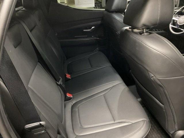 Photo of 2024 Phantom Black Hyundai SANTA CRUZ