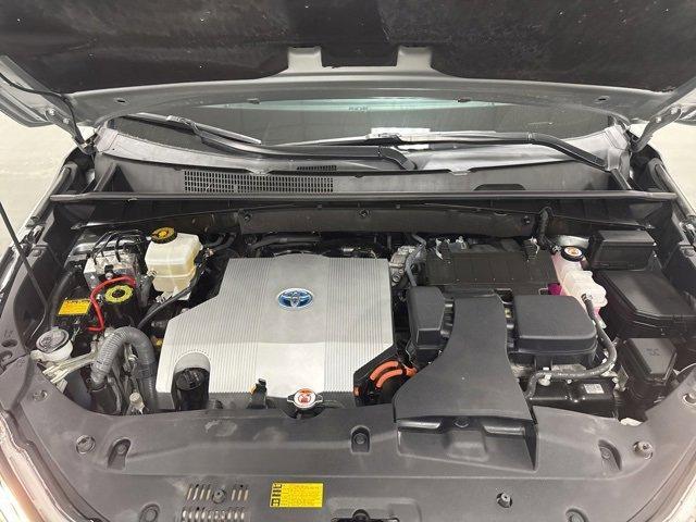 Photo of 2019 Celestial Silver Metallic Toyota Highlander Hybrid