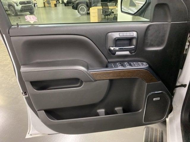 Photo of 2018 White Frost Tri-Coat GMC Sierra 1500