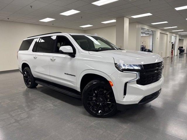 Photo of 2023 Summit White Chevrolet Suburban