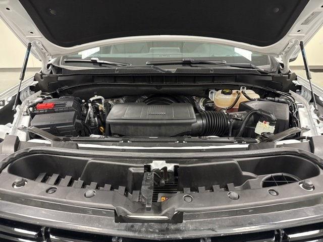Photo of 2023 Summit White Chevrolet Suburban