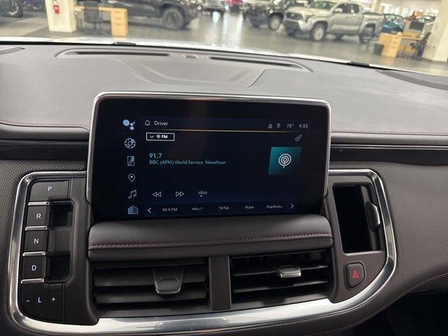 Photo of 2023 Summit White Chevrolet Suburban