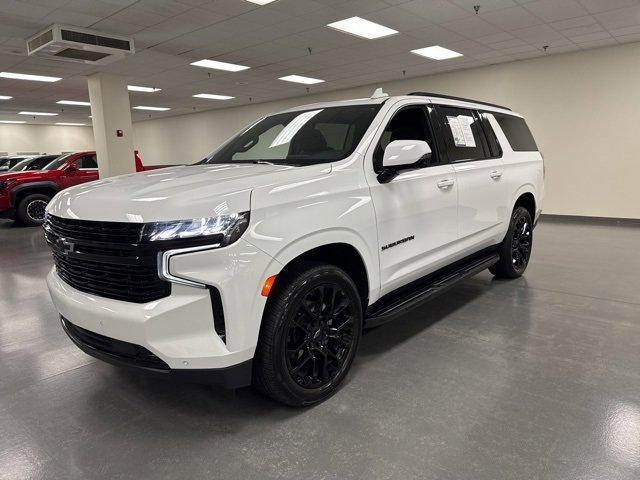 Photo of 2023 Summit White Chevrolet Suburban