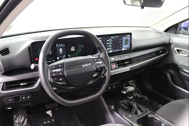 Photo of 2025 Deep Sea Blue Kia K4
