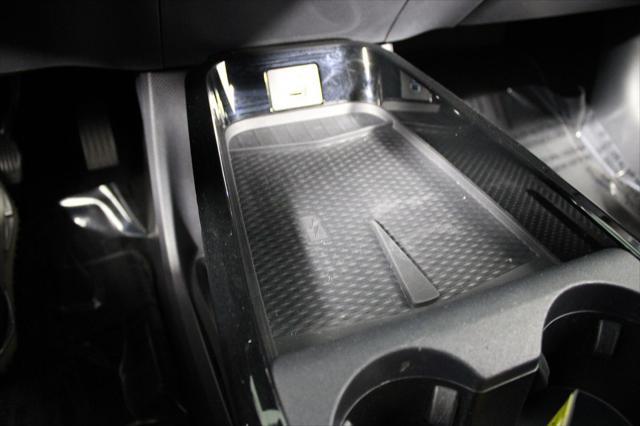Photo of 2022 Star White Metallic Tri-Coat Ford Mustang Mach-E