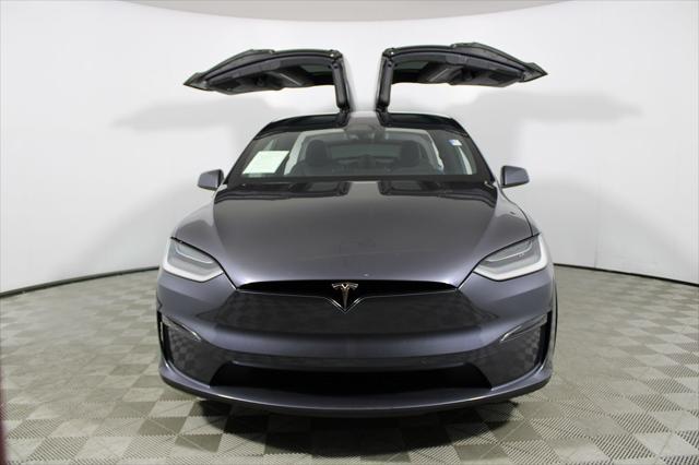 Photo of 2022 Gray Tesla Model X