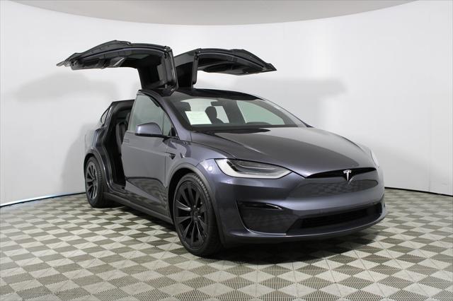 Photo of 2022 Gray Tesla Model X