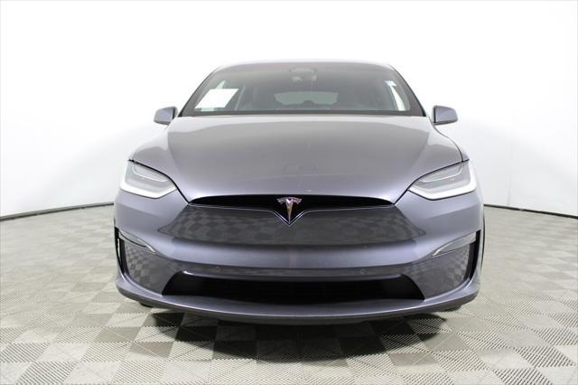 Photo of 2022 Gray Tesla Model X