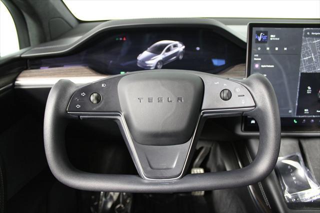 Photo of 2022 Gray Tesla Model X
