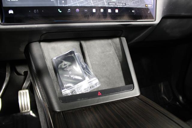 Photo of 2022 Gray Tesla Model X
