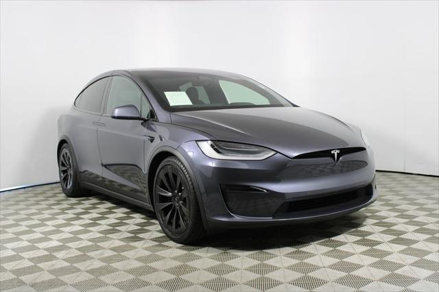 Photo of 2022 Gray Tesla Model X