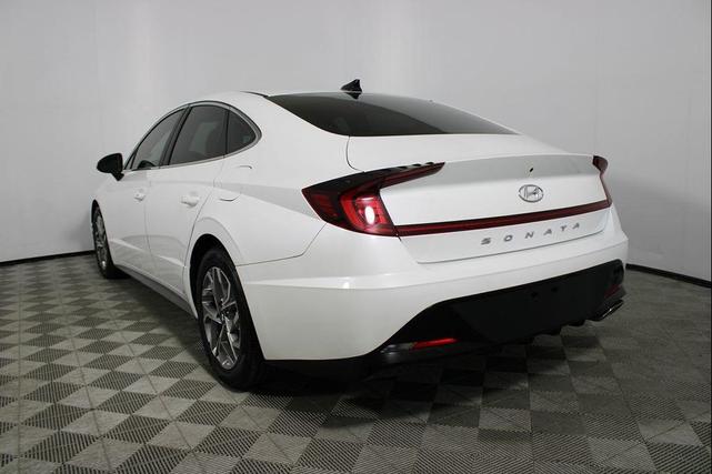 Photo of 2020 Quartz White Hyundai SONATA