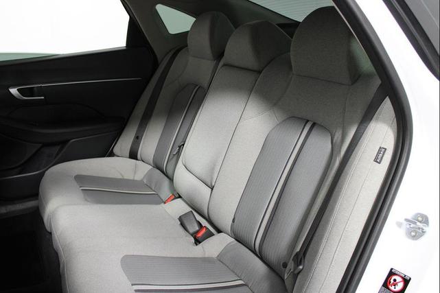 Photo of 2020 Quartz White Hyundai SONATA