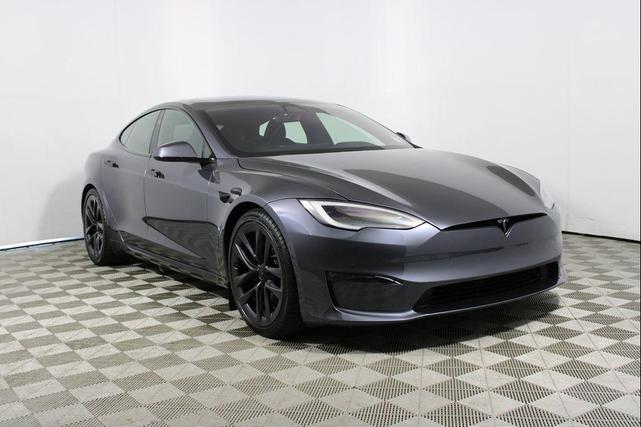 Photo of 2021 Gray Tesla Model S