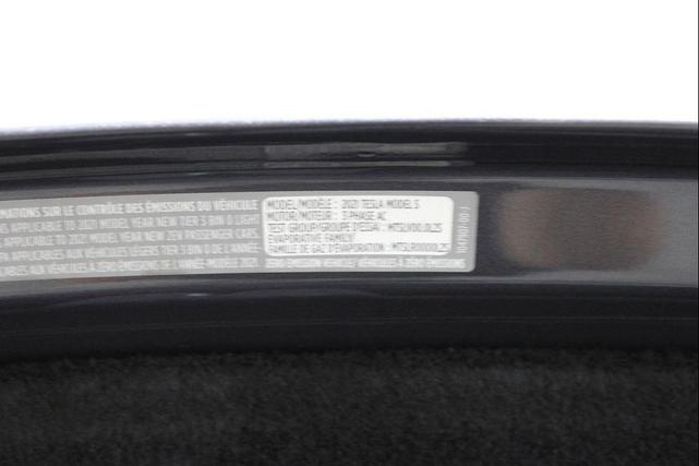 Photo of 2021 Gray Tesla Model S