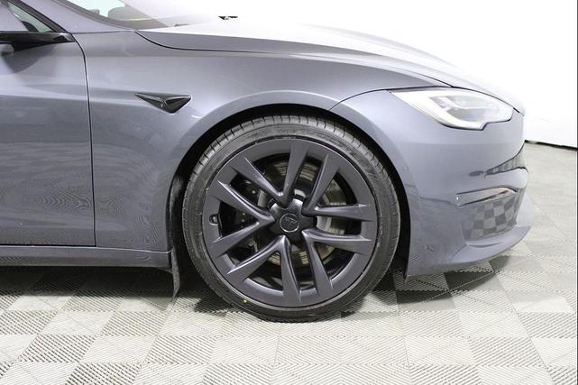 Photo of 2021 Gray Tesla Model S