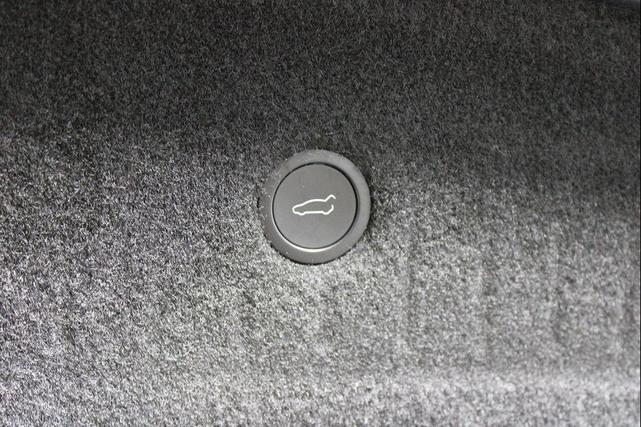 Photo of 2021 Gray Tesla Model S