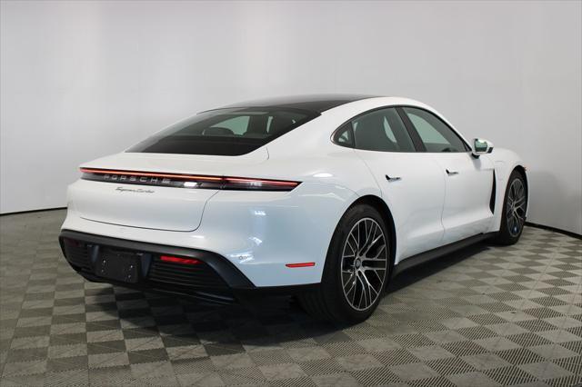 Photo of 2021 White Porsche Taycan