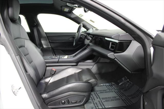 Photo of 2021 White Porsche Taycan