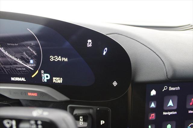 Photo of 2021 White Porsche Taycan