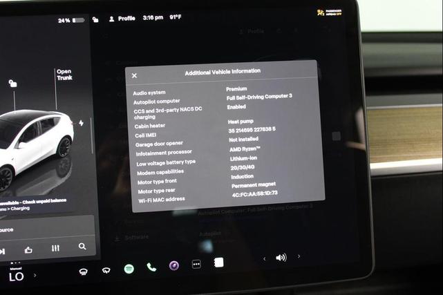 Photo of 2022 Pearl White Multi-Coat Tesla Model Y