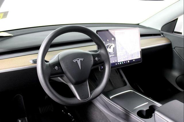Photo of 2022 Pearl White Multi-Coat Tesla Model Y