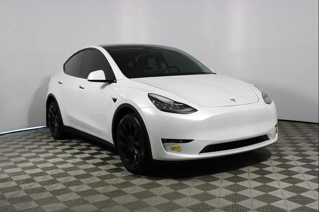 Photo of 2022 Pearl White Multi-Coat Tesla Model Y