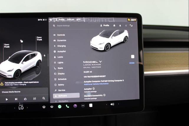 Photo of 2022 Pearl White Multi-Coat Tesla Model Y