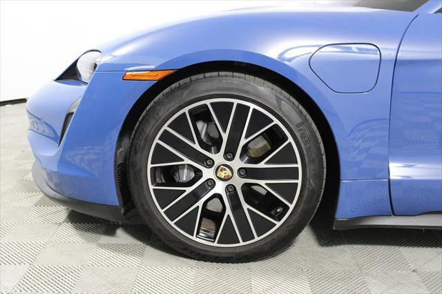 Photo of 2022 Blue Porsche Taycan