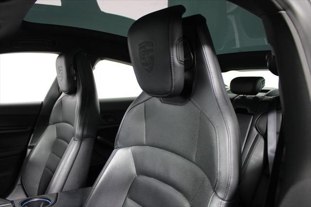 Photo of 2022 Blue Porsche Taycan
