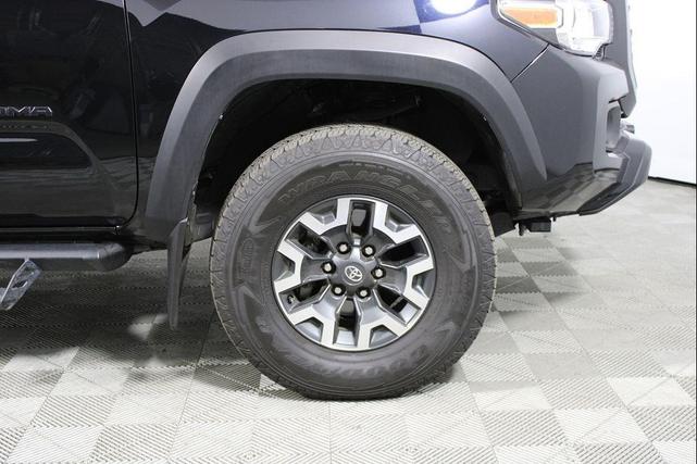 Photo of 2021 Midnight Black Metallic Toyota Tacoma