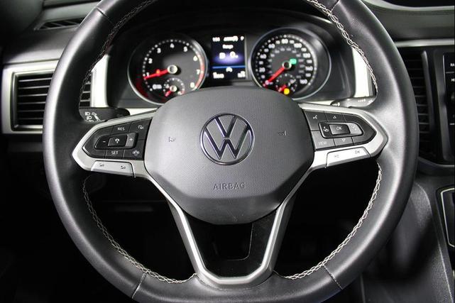 Photo of 2021 Gray Volkswagen Atlas Cross Sport