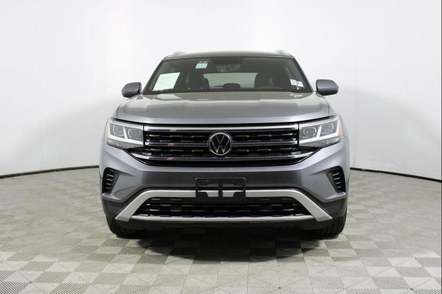 Photo of 2021 Gray Volkswagen Atlas Cross Sport