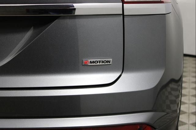 Photo of 2021 Gray Volkswagen Atlas Cross Sport