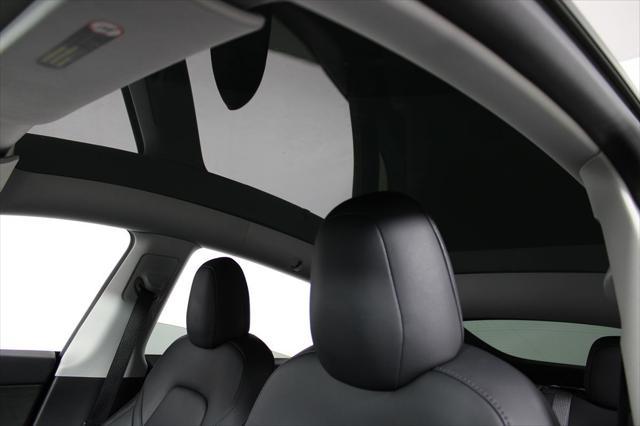 Photo of 2021 Red Multi-Coat Tesla Model Y
