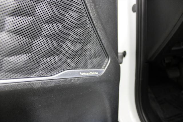 Photo of 2022 Quartz White Hyundai SANTA FE