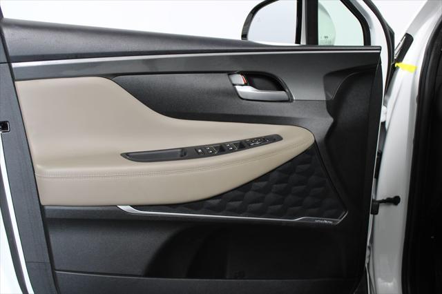 Photo of 2022 Quartz White Hyundai SANTA FE