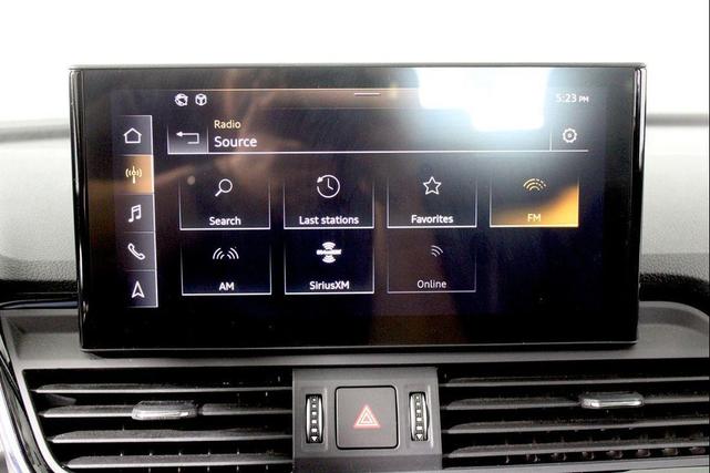 Photo of 2021 White Audi SQ5