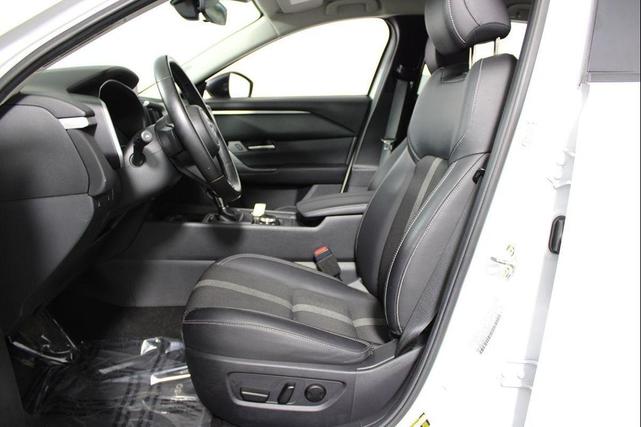 Photo of 2024 Wind Chill Pearl Mazda CX-50