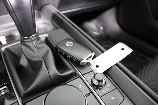 Photo of 2024 Wind Chill Pearl Mazda CX-50