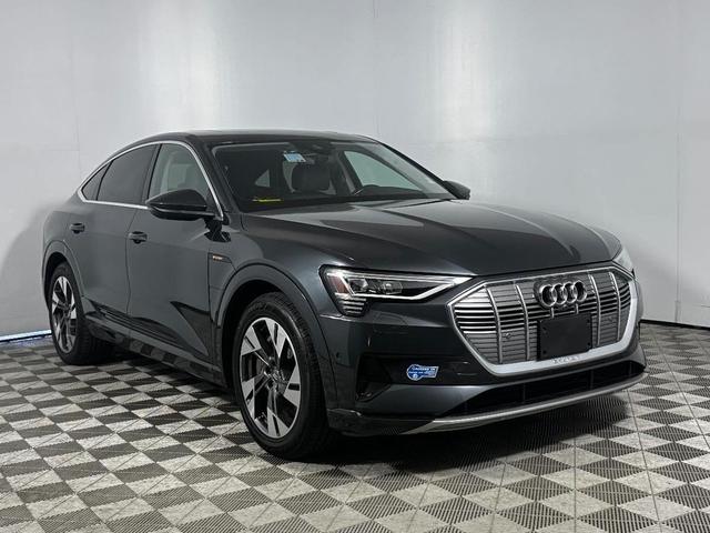 Photo of 2020 Manhattan Gray Metallic Audi e-tron Sportback