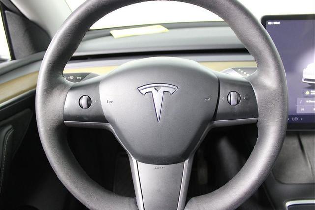 Photo of 2023 Pearl White Multi-Coat Tesla Model Y