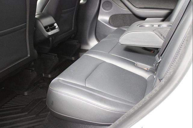 Photo of 2023 Pearl White Multi-Coat Tesla Model Y
