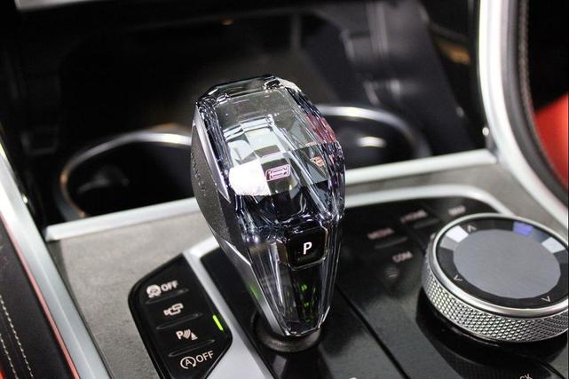 Photo of 2022 Carbon Black Metallic BMW 840