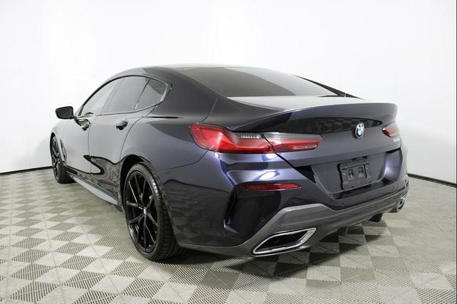 Photo of 2022 Carbon Black Metallic BMW 840
